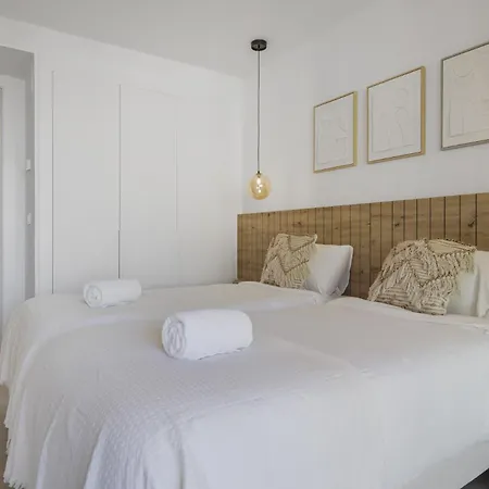 Apartment Vivi Homes - Serena Pool, Cinema, Gym &