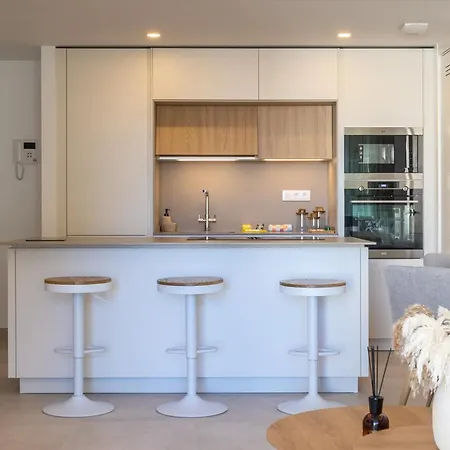 Apartment Vivi Homes - Serena Pool, Cinema, Gym & *